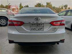 تۆیۆتا کامری